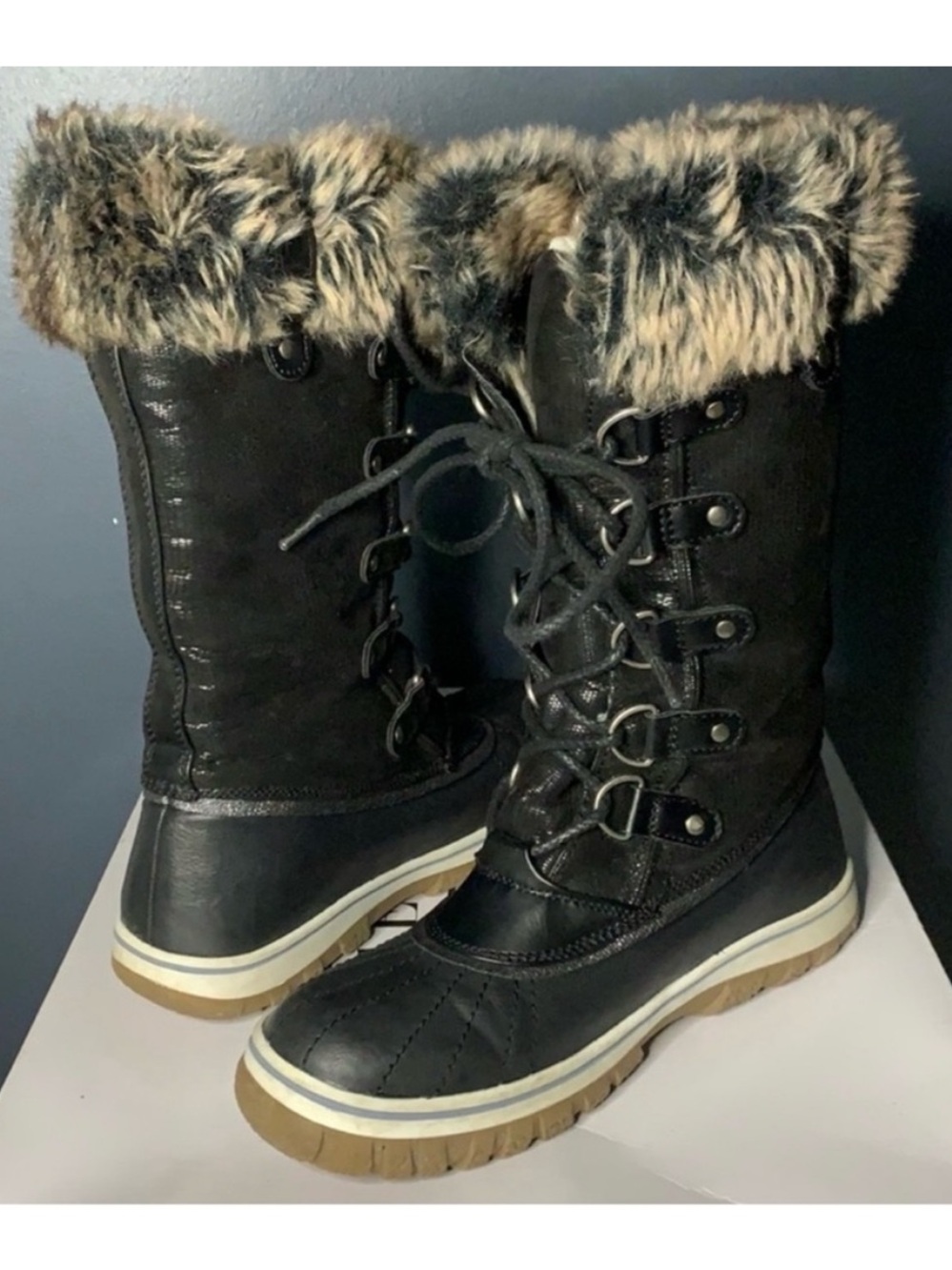 Steve Madden • Women's 7 • Black • Faux Fur-Lined • Nathalie • Winter Boots